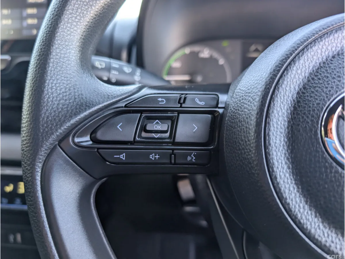 Toyota Yaris Hatchback, Petrol Hybrid, 2023, Pink