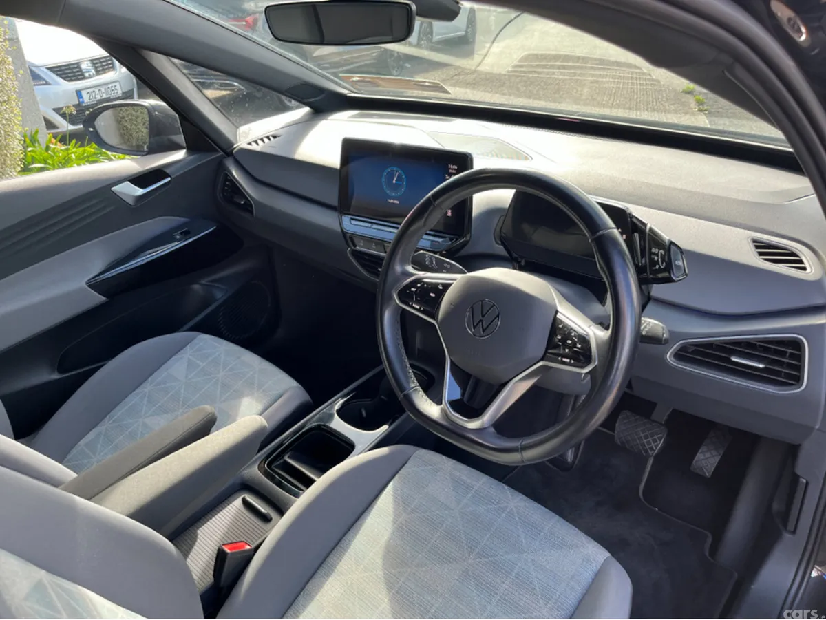 Volkswagen ID.3 Hatchback, Electric, 2022, Grey