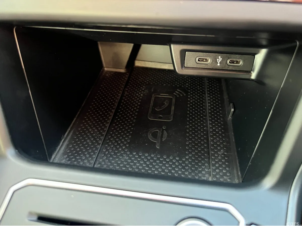 Volkswagen Taigo SUV, Petrol, 2022, Red