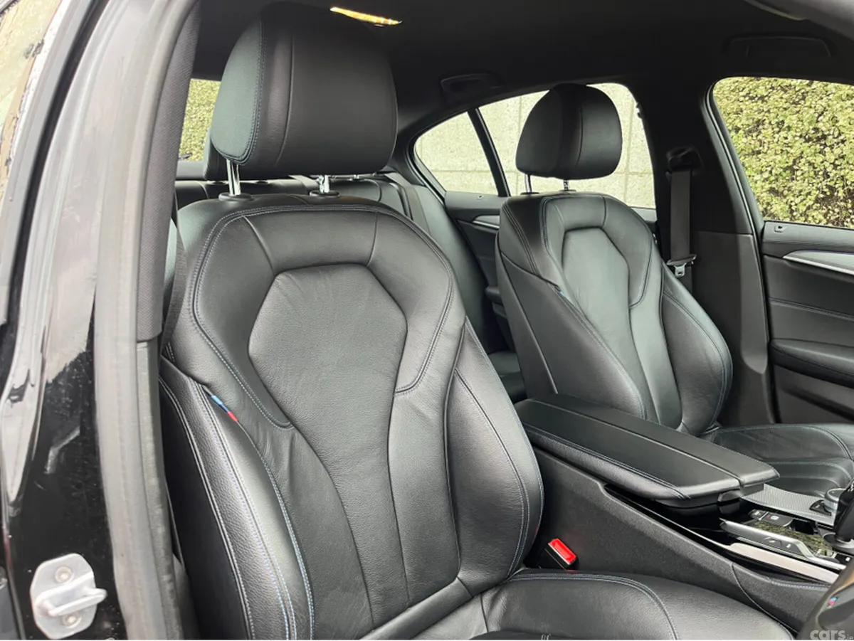 BMW 5-Series Saloon, Petrol Plug-in Hybrid, 2019, Black