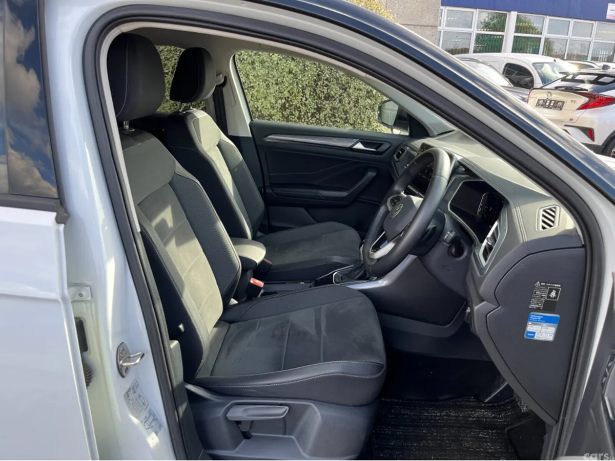 Volkswagen T-Roc SUV, Diesel, 2023, White
