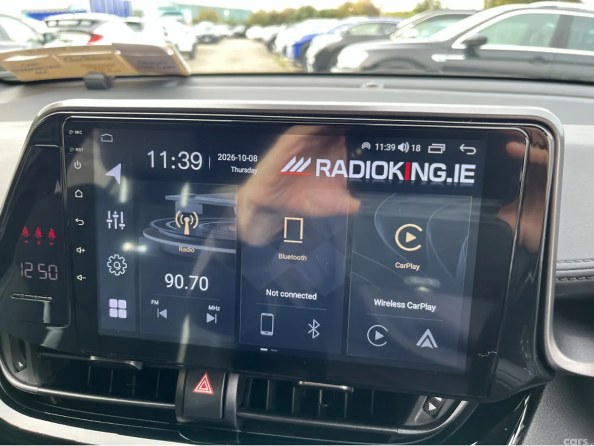 Toyota C-HR SUV, Petrol Hybrid, 2021, White
