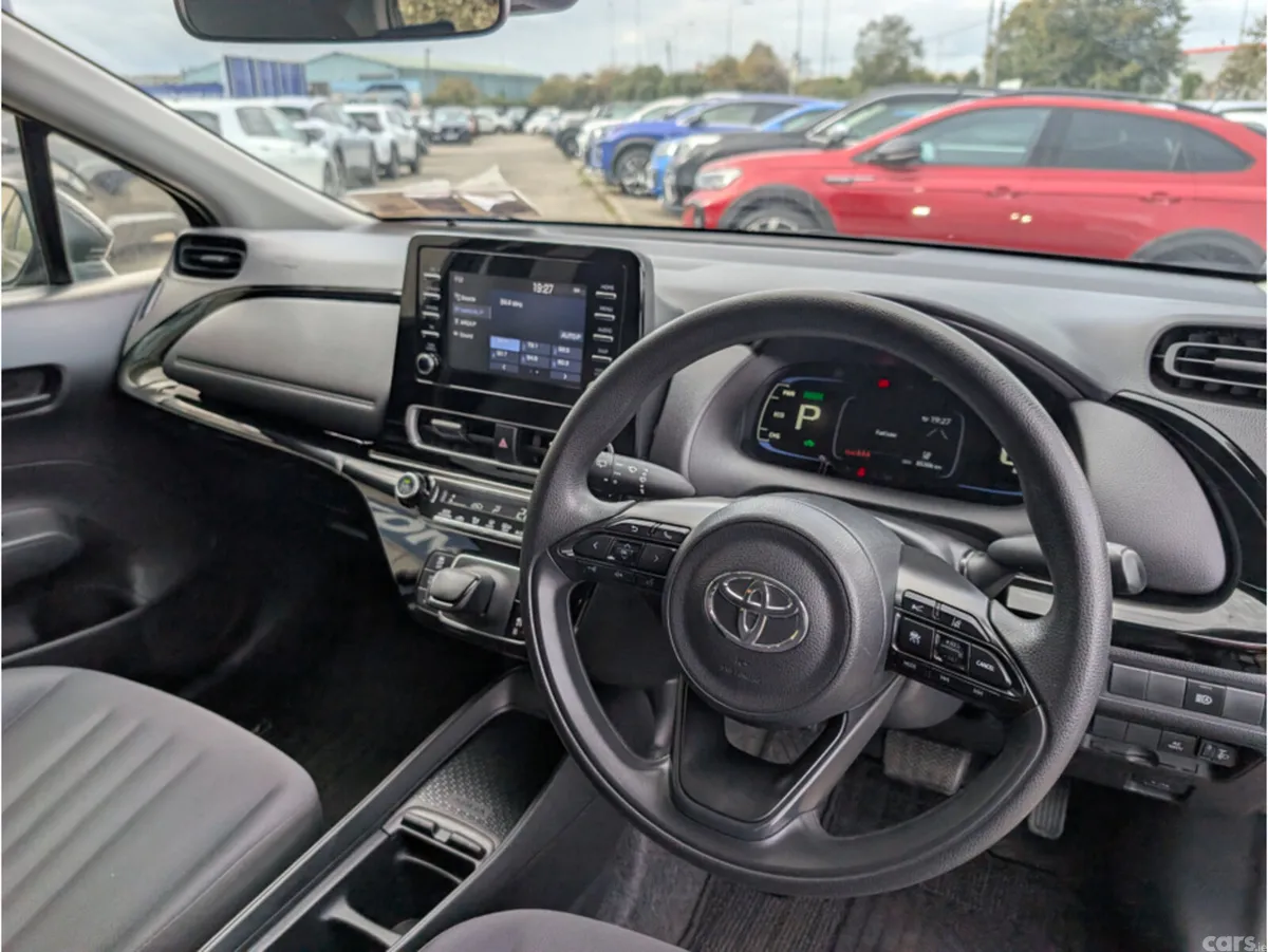Toyota Aqua Hatchback, Petrol Hybrid, 2022, Black