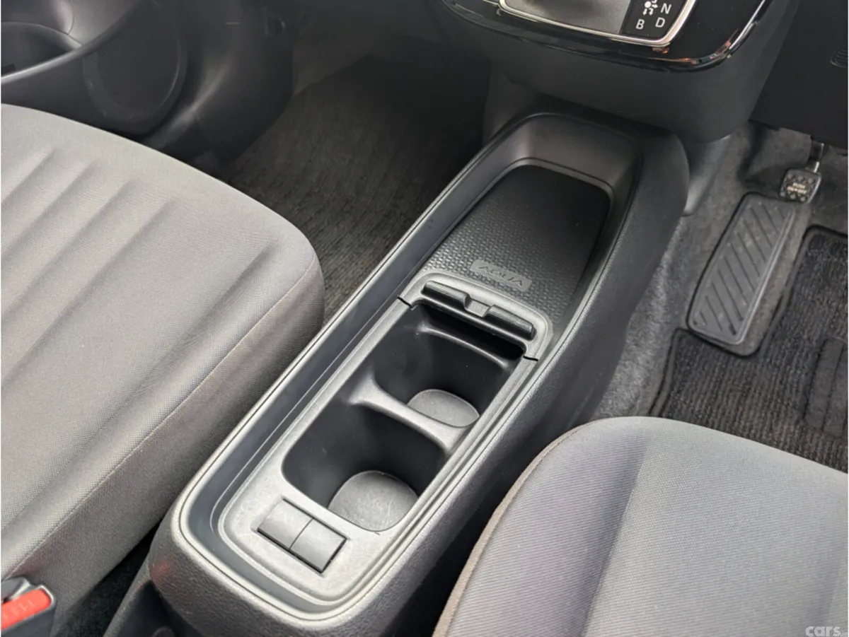 Toyota Aqua Hatchback, Petrol Hybrid, 2022, Black