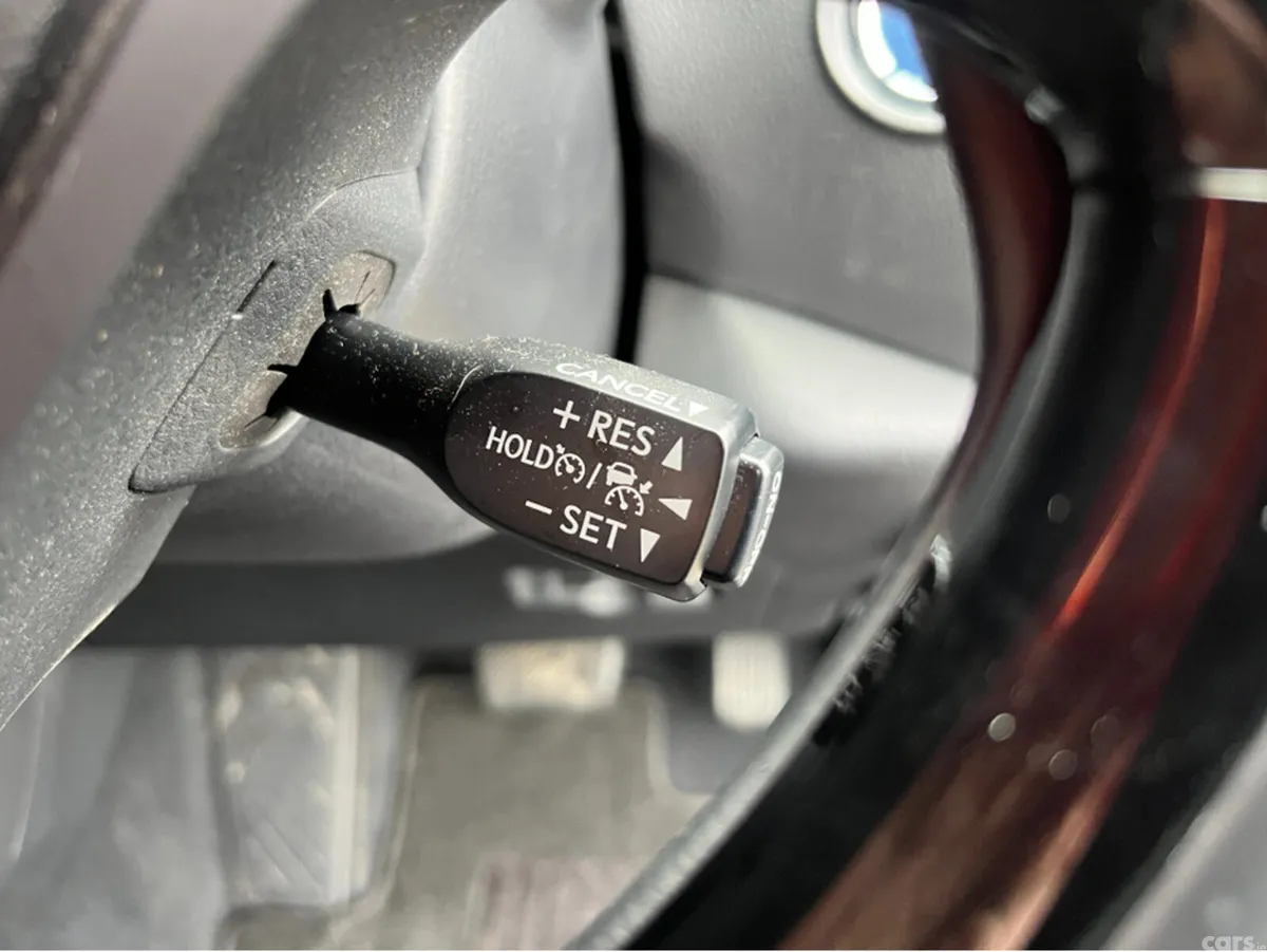 Toyota C-HR SUV, Petrol Hybrid, 2019, Grey
