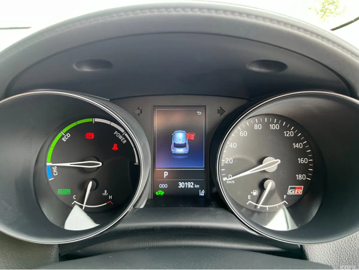 Toyota C-HR SUV, Petrol Hybrid, 2022, White
