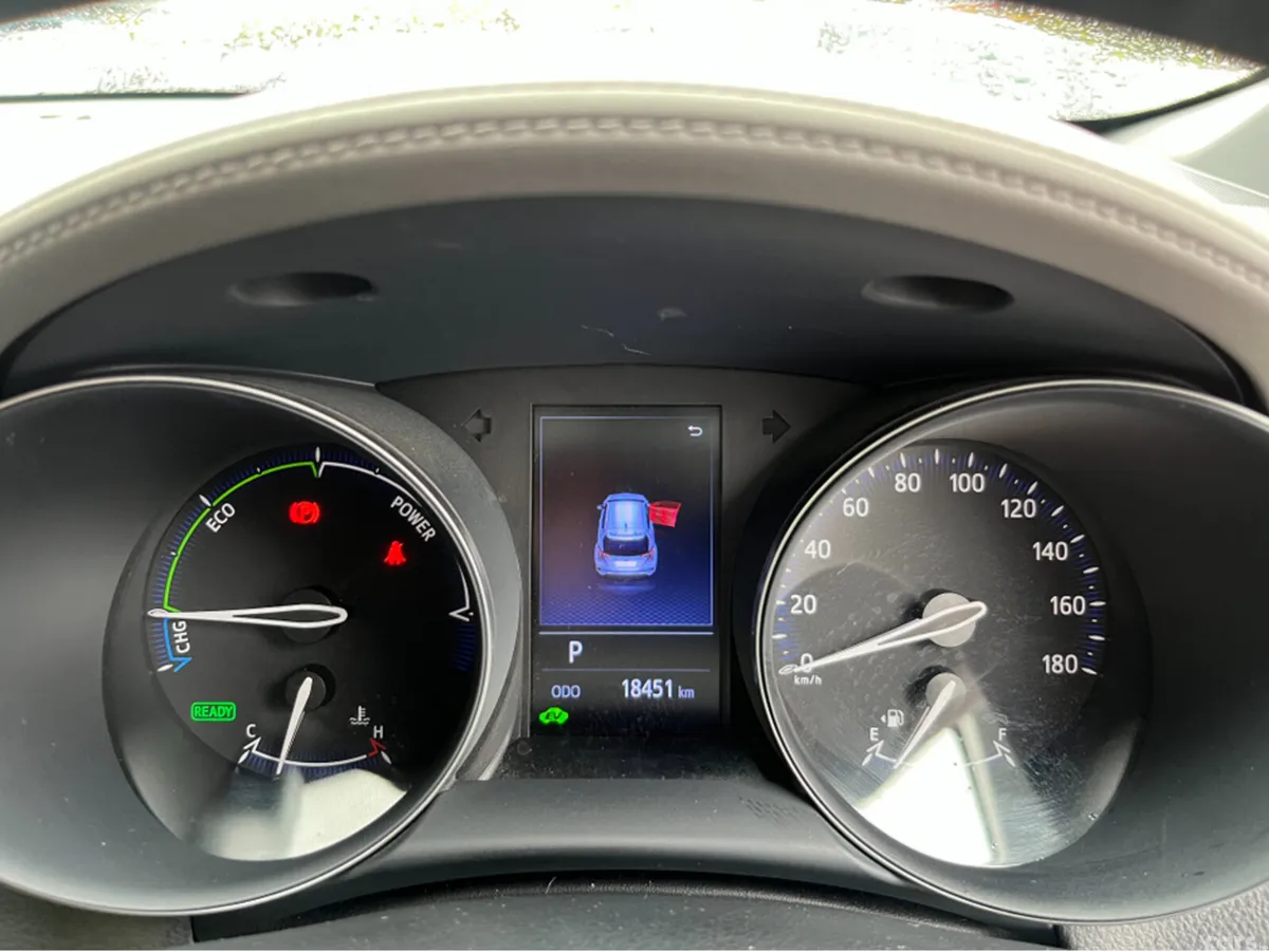 Toyota C-HR SUV, Petrol Hybrid, 2019, Grey