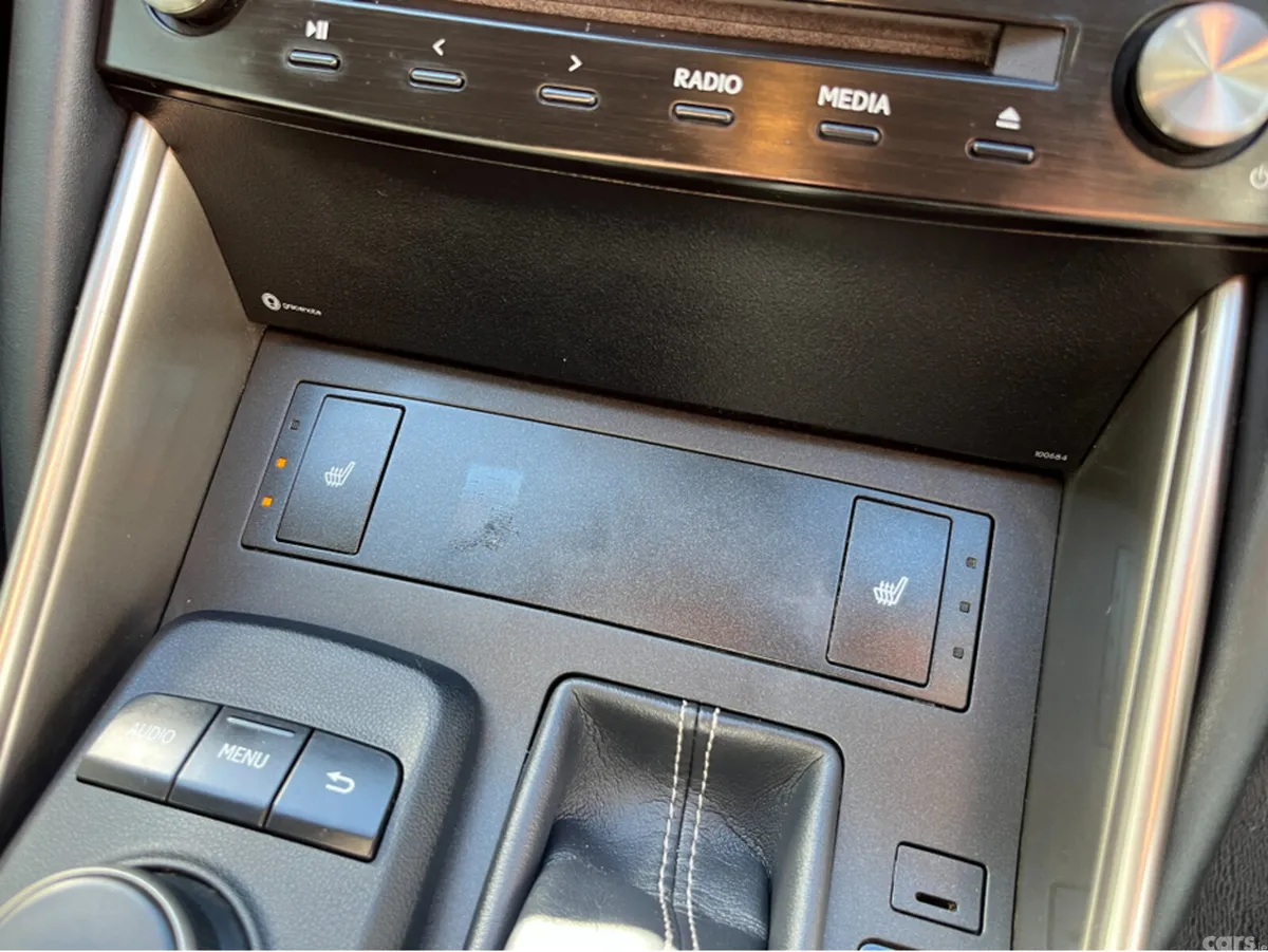 Lexus IS Saloon, Petrol Hybrid, 2017, Blue