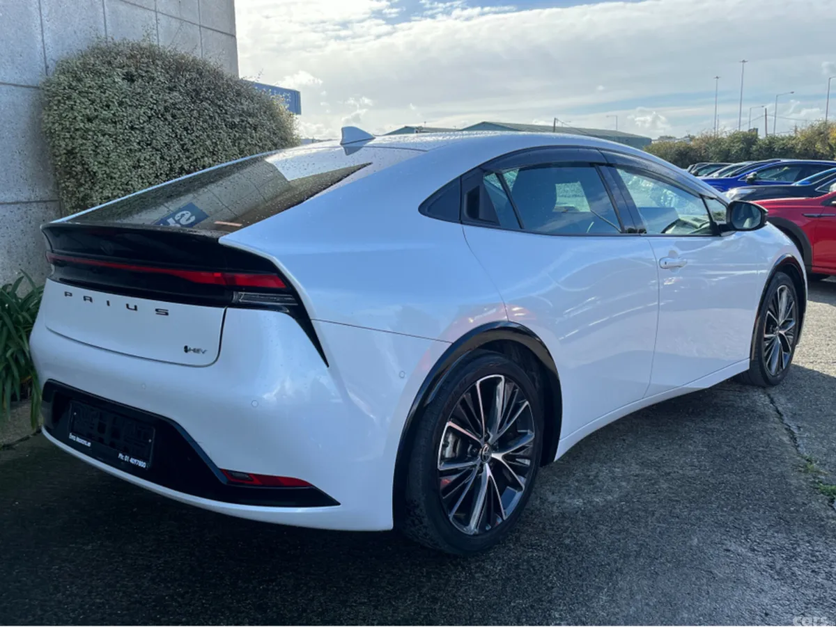 Toyota Prius Saloon, Petrol Hybrid, 2023, White