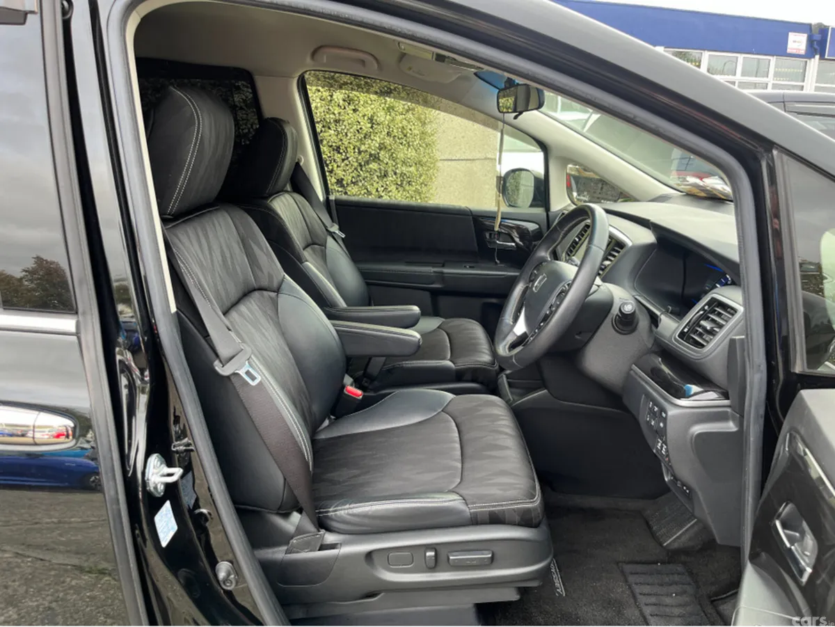 Honda Odyssey MPV, Petrol Hybrid, 2018, Black