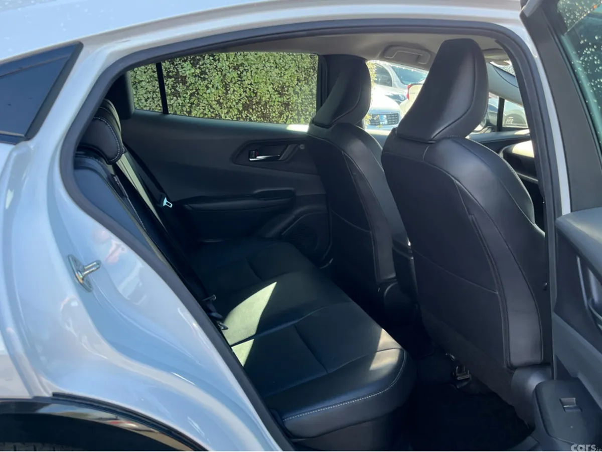 Toyota Prius Saloon, Petrol Hybrid, 2023, White