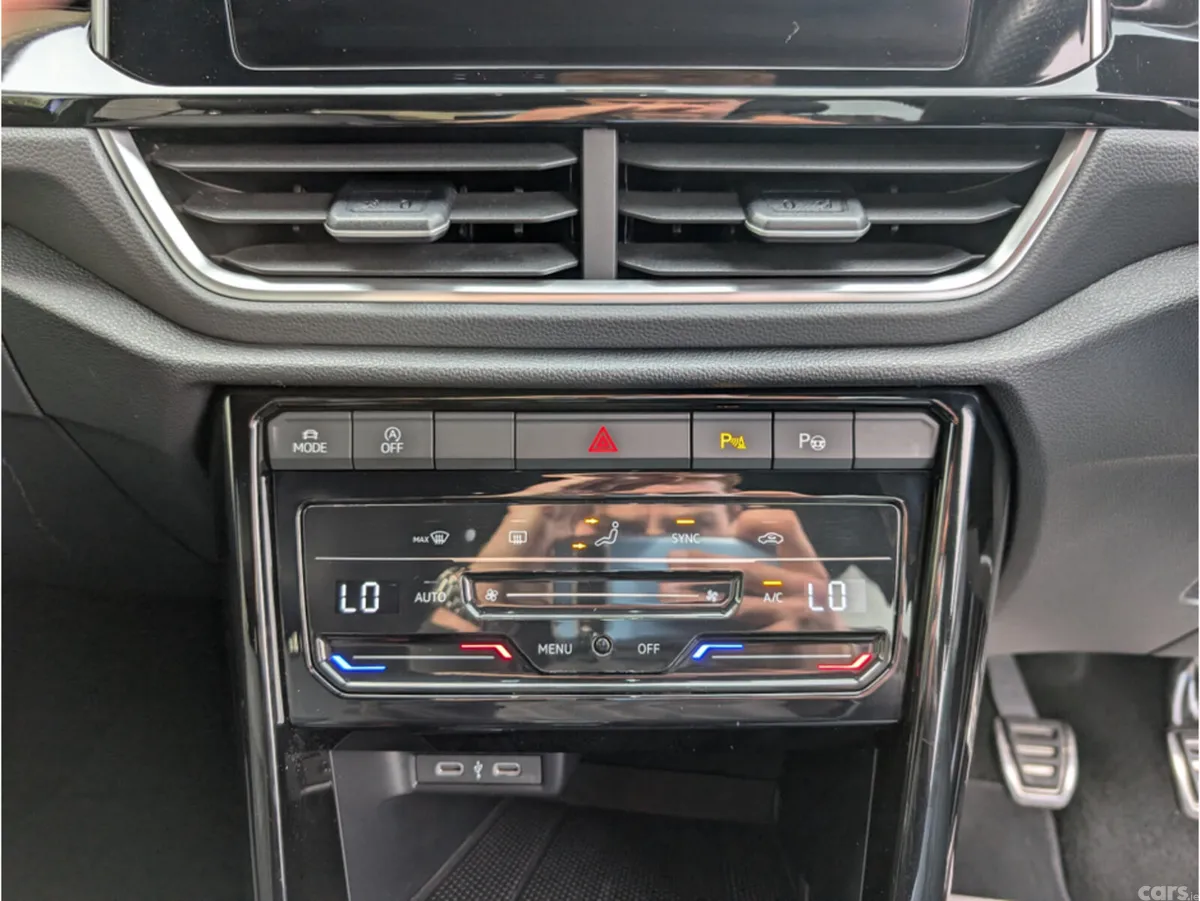 Volkswagen T-Roc SUV, Petrol, 2023, Blue