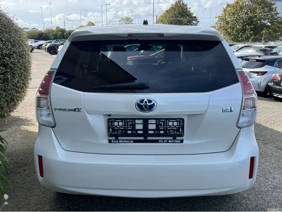 Toyota Prius MPV, Petrol Hybrid, 2021, White