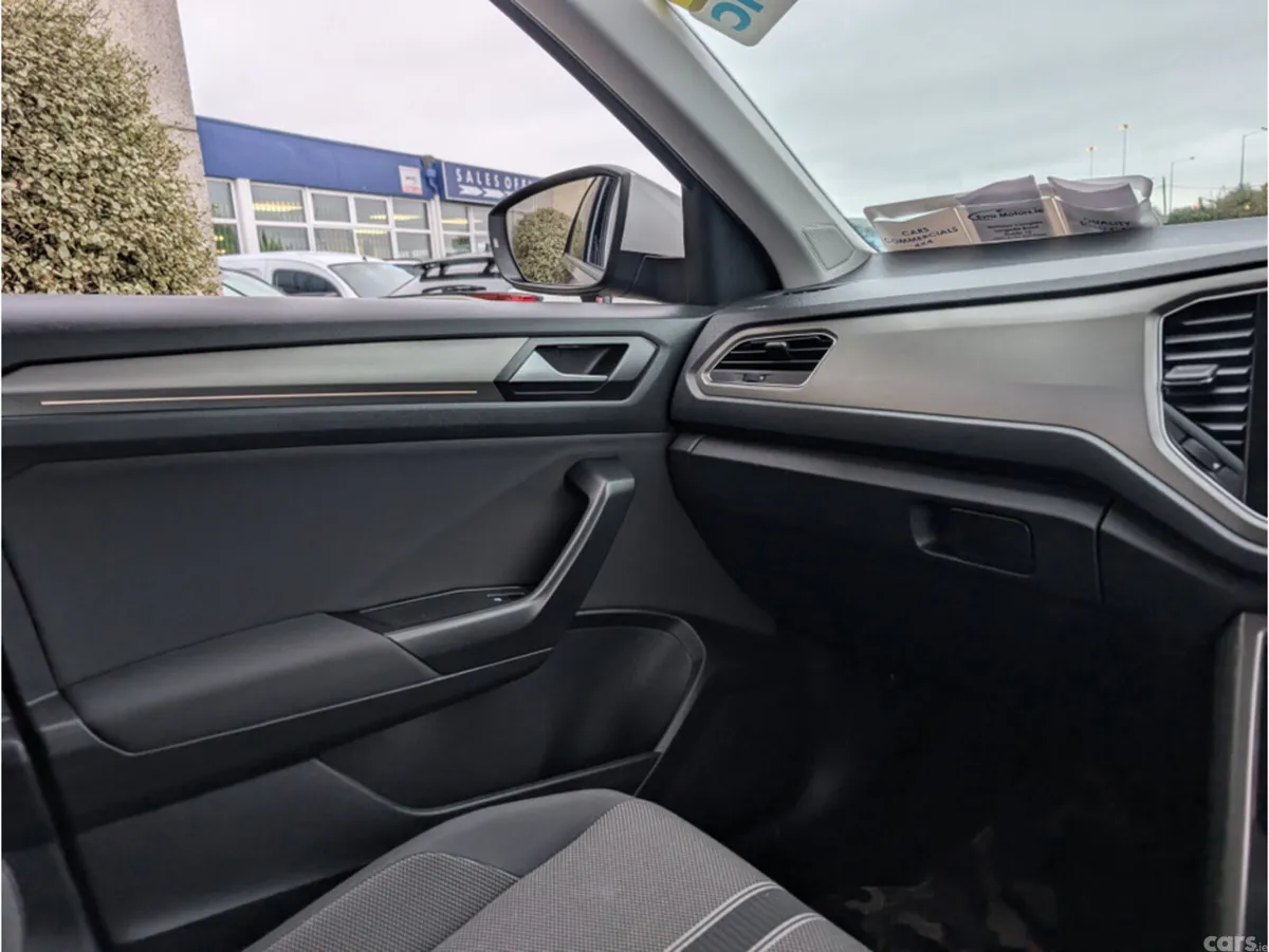 Volkswagen T-Roc SUV, Diesel, 2021, Blue