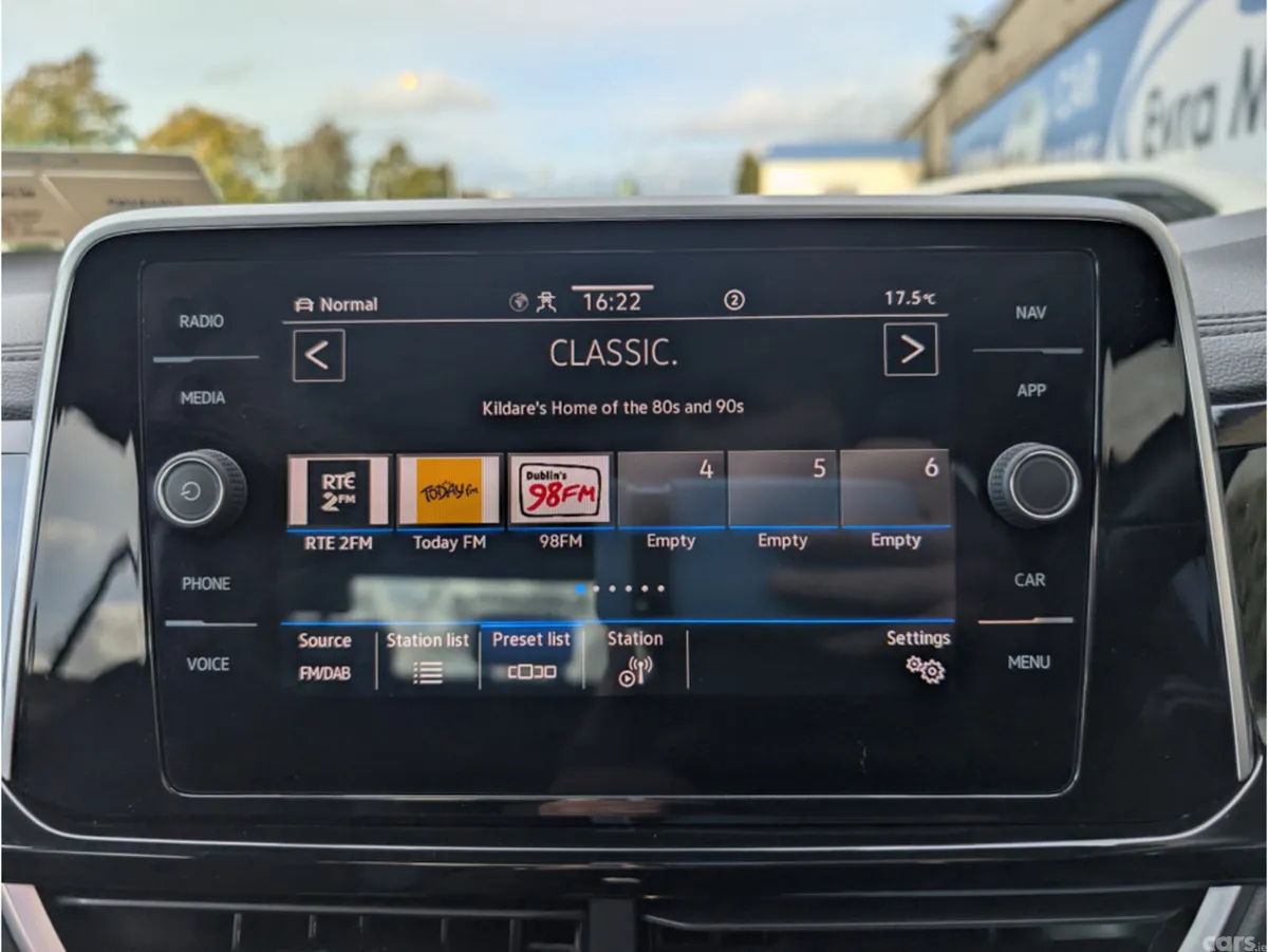 Volkswagen T-Roc SUV, Petrol, 2023, Blue