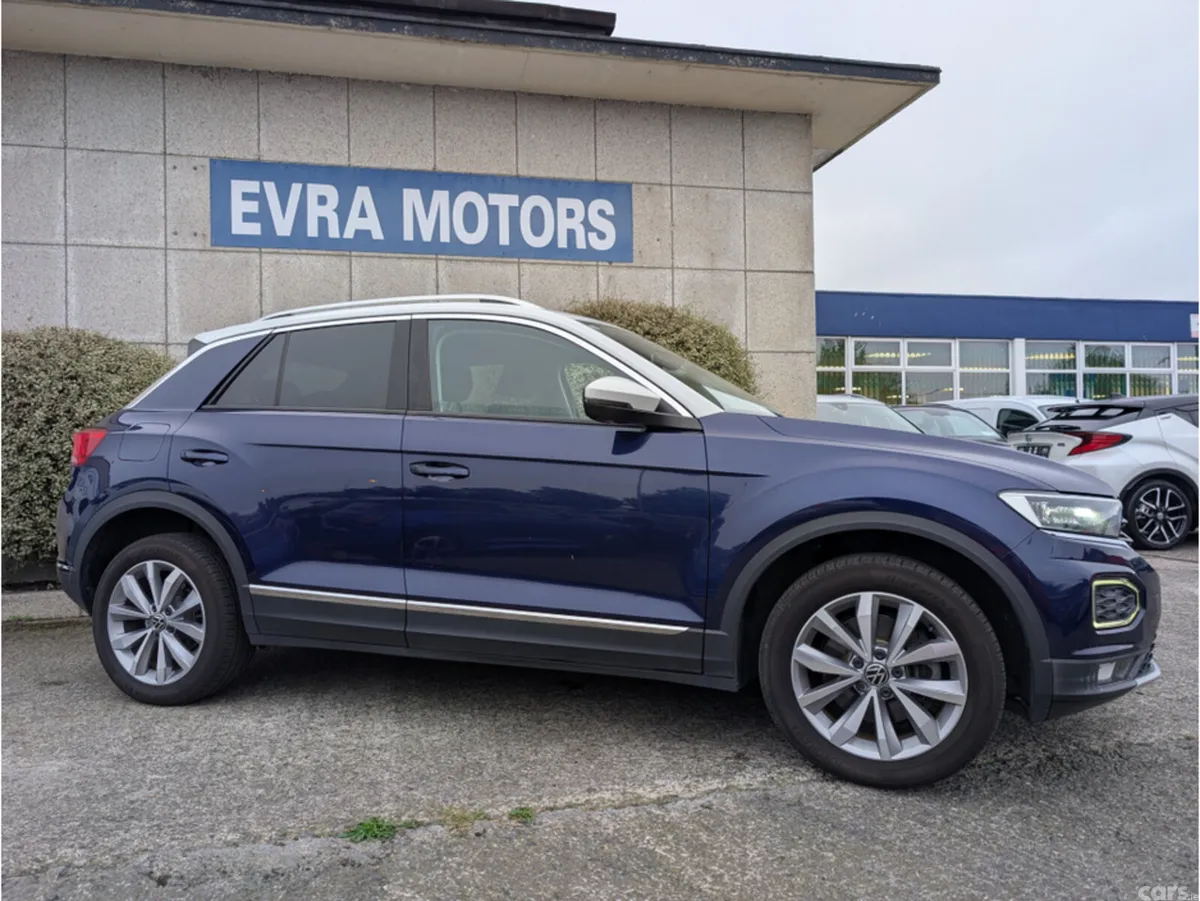 Volkswagen T-Roc SUV, Diesel, 2021, Blue