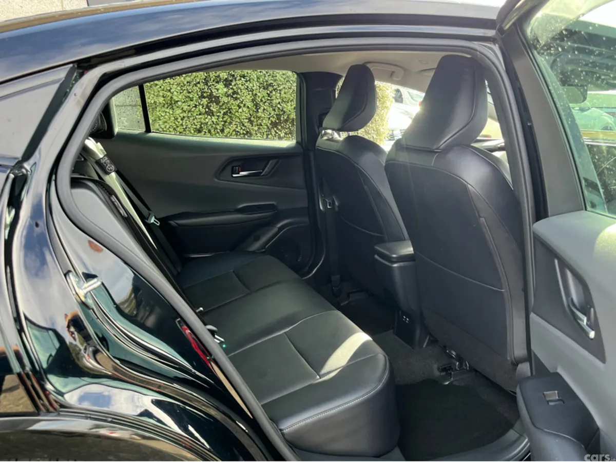 Toyota Prius Saloon, Petrol Plug-in Hybrid, 2024, Black