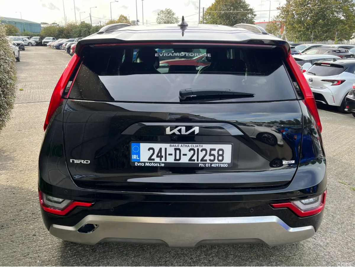Kia Niro SUV, Petrol Hybrid, 2024, Black