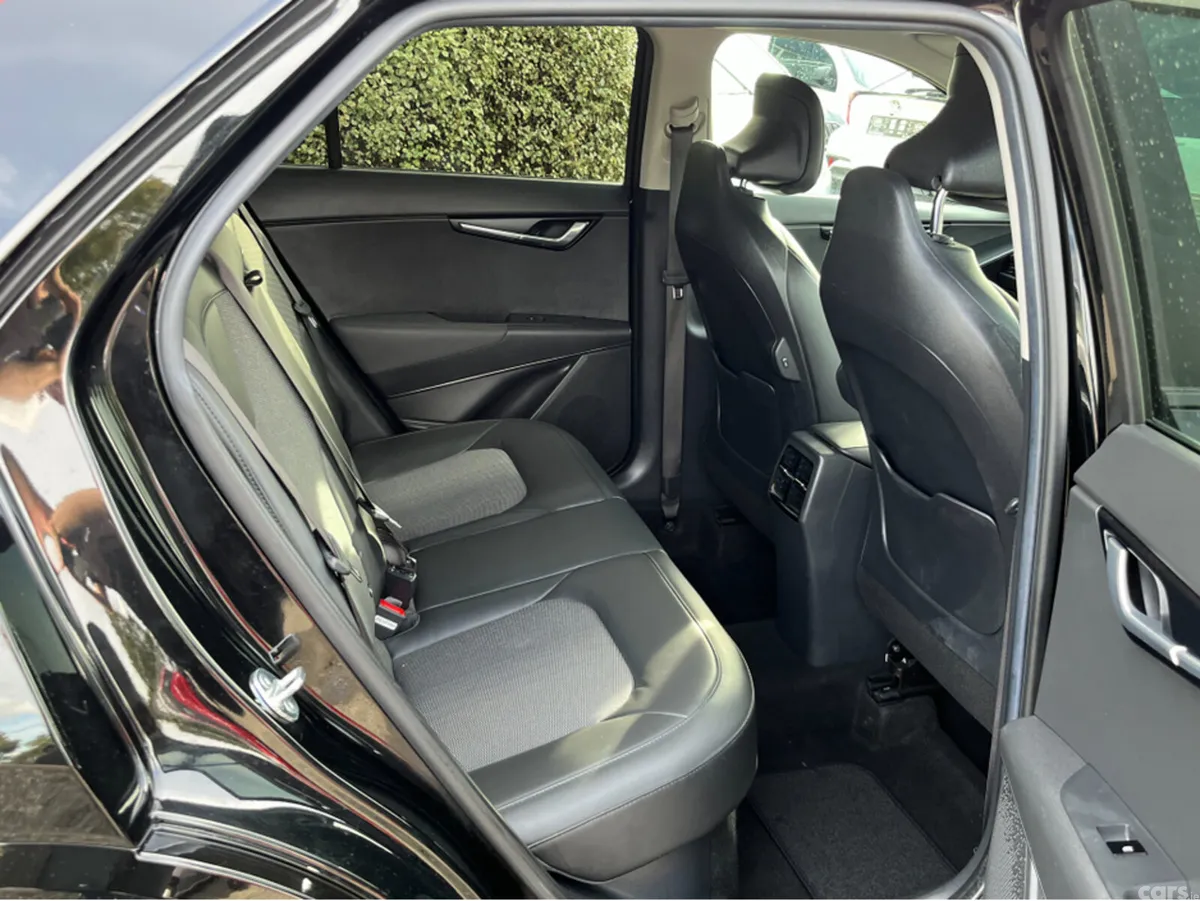 Kia Niro SUV, Petrol Hybrid, 2024, Black