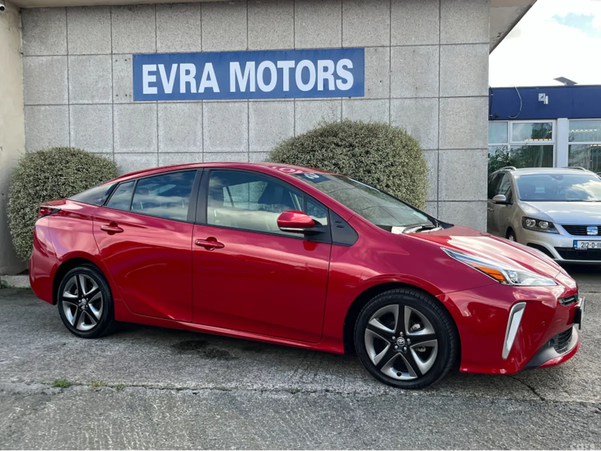 Toyota Prius Saloon, Petrol Hybrid, 2020, Red