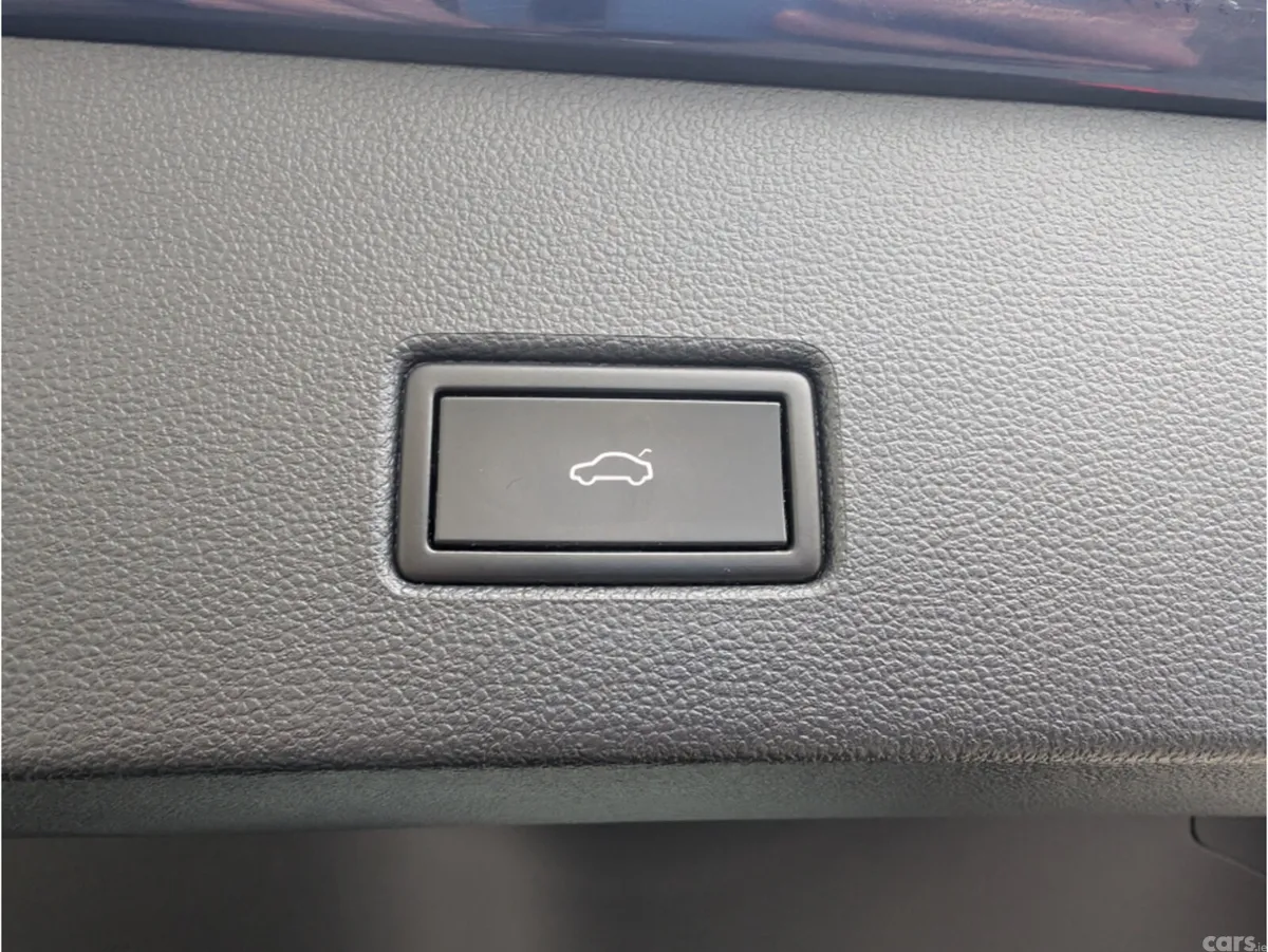 Volkswagen T-Roc SUV, Diesel, 2021, Blue