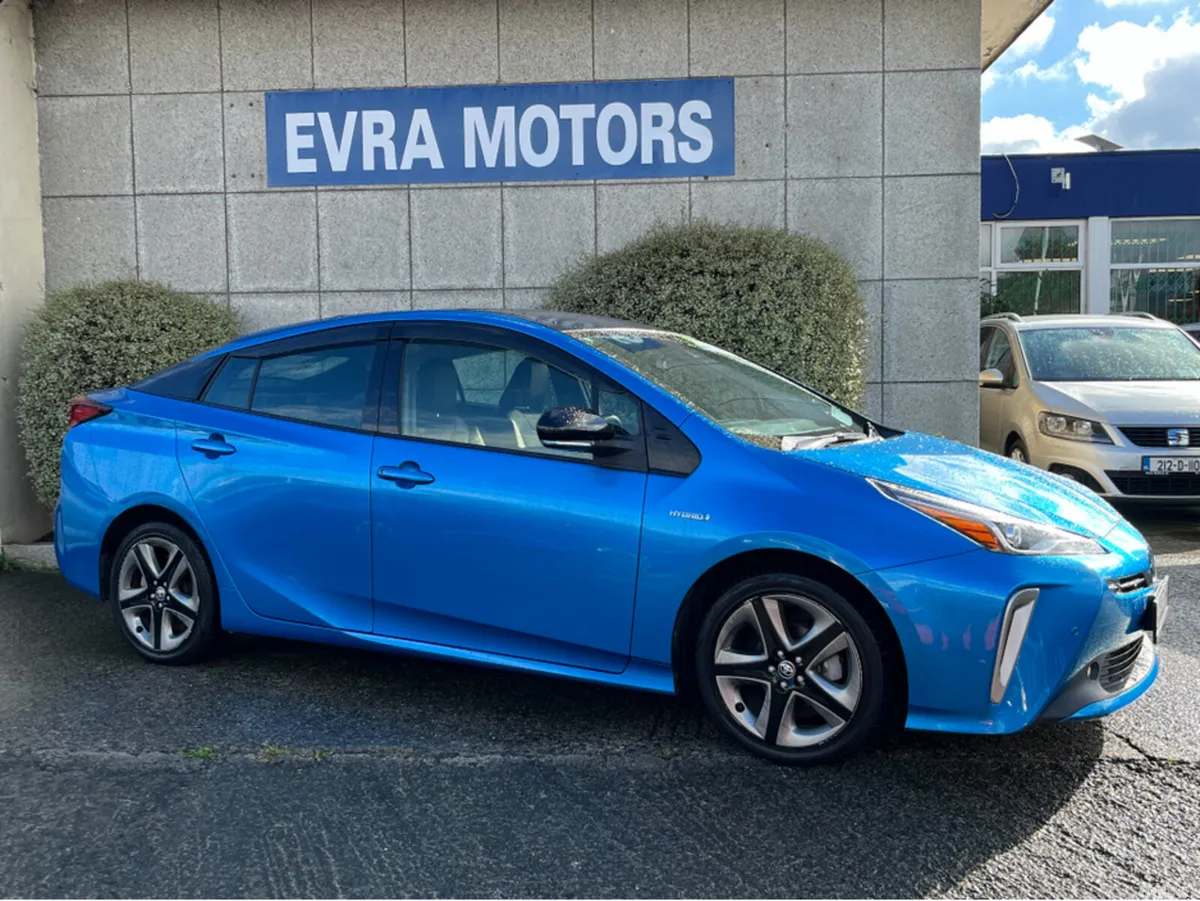 Toyota Prius Saloon, Petrol Hybrid, 2019, Blue
