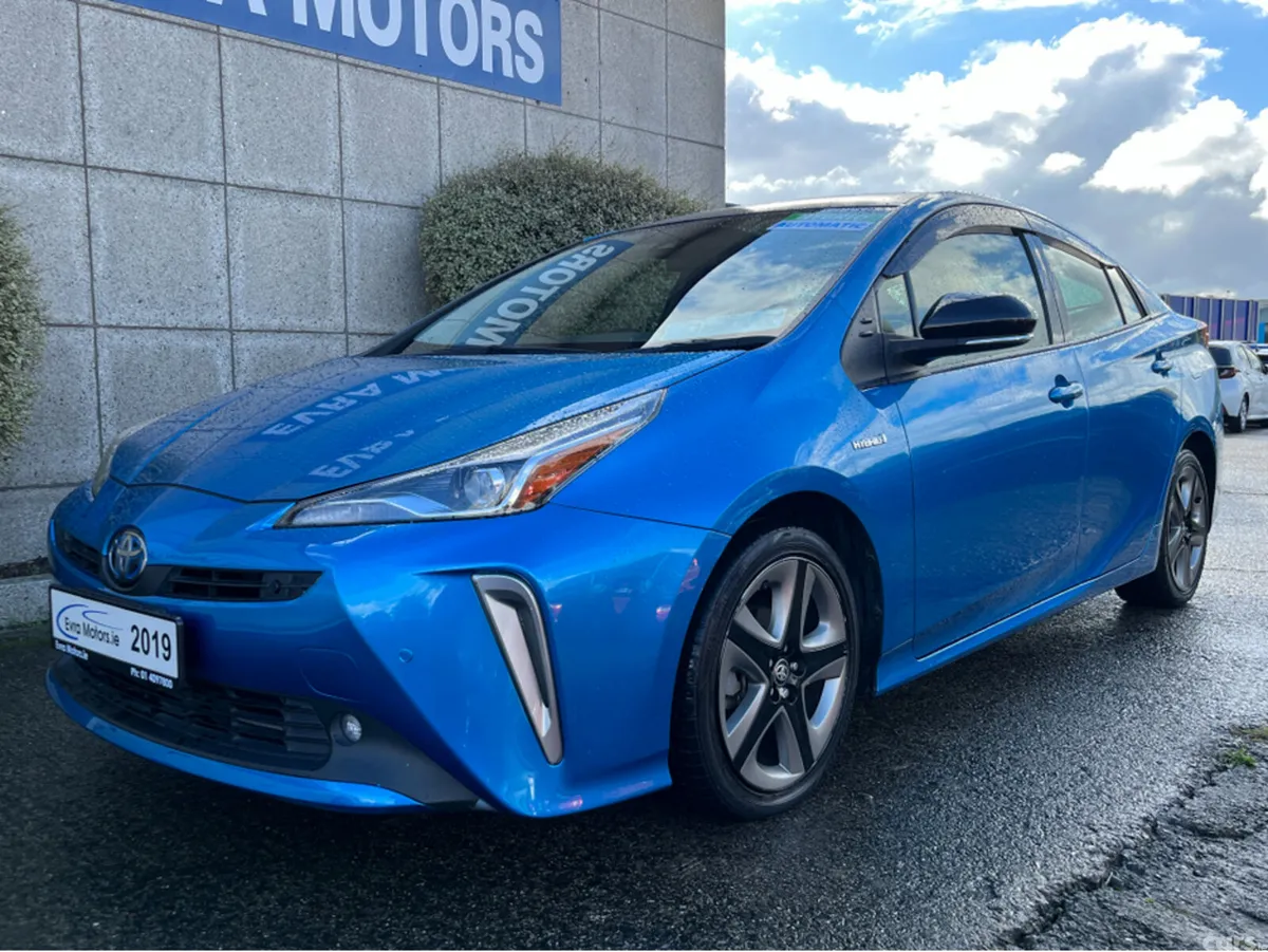 Toyota Prius Saloon, Petrol Hybrid, 2019, Blue