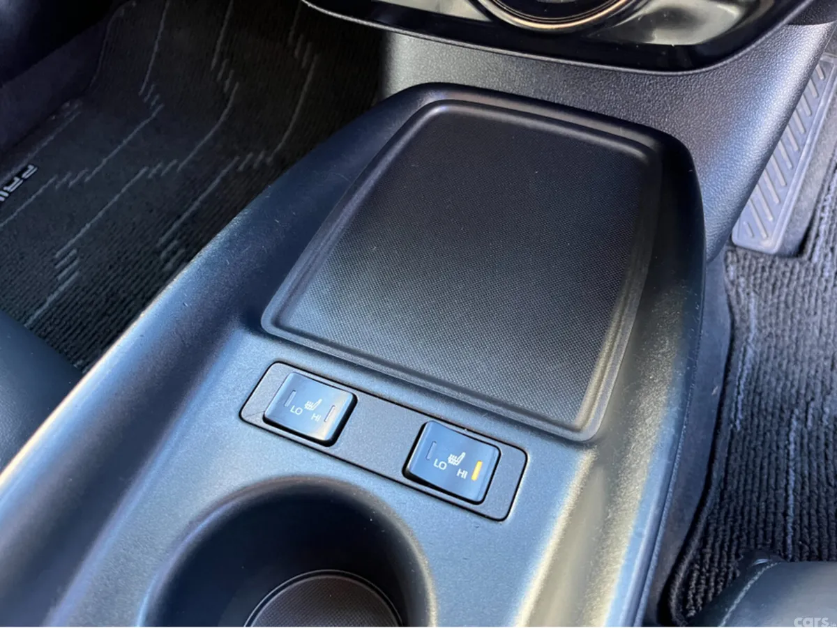 Toyota Prius Saloon, Petrol Hybrid, 2019, Blue