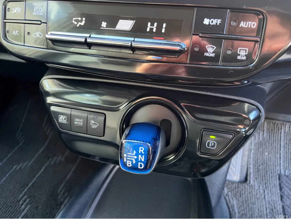 Toyota Prius Saloon, Petrol Hybrid, 2019, Blue