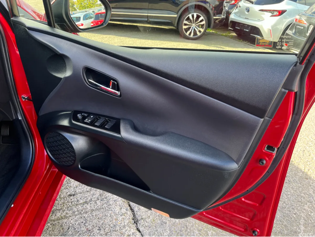 Toyota Prius Saloon, Petrol Hybrid, 2020, Red