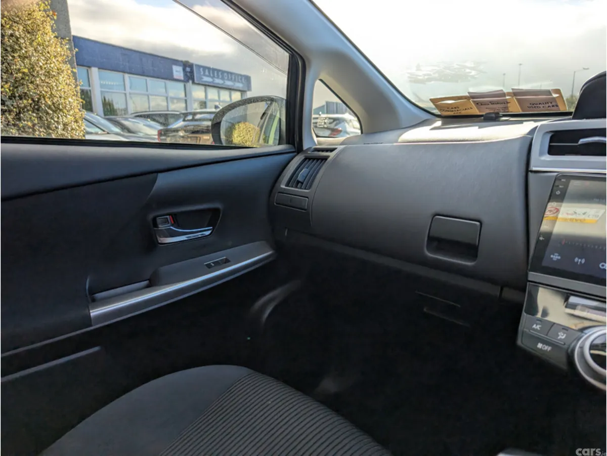 Toyota Prius MPV, Petrol Hybrid, 2018, Black
