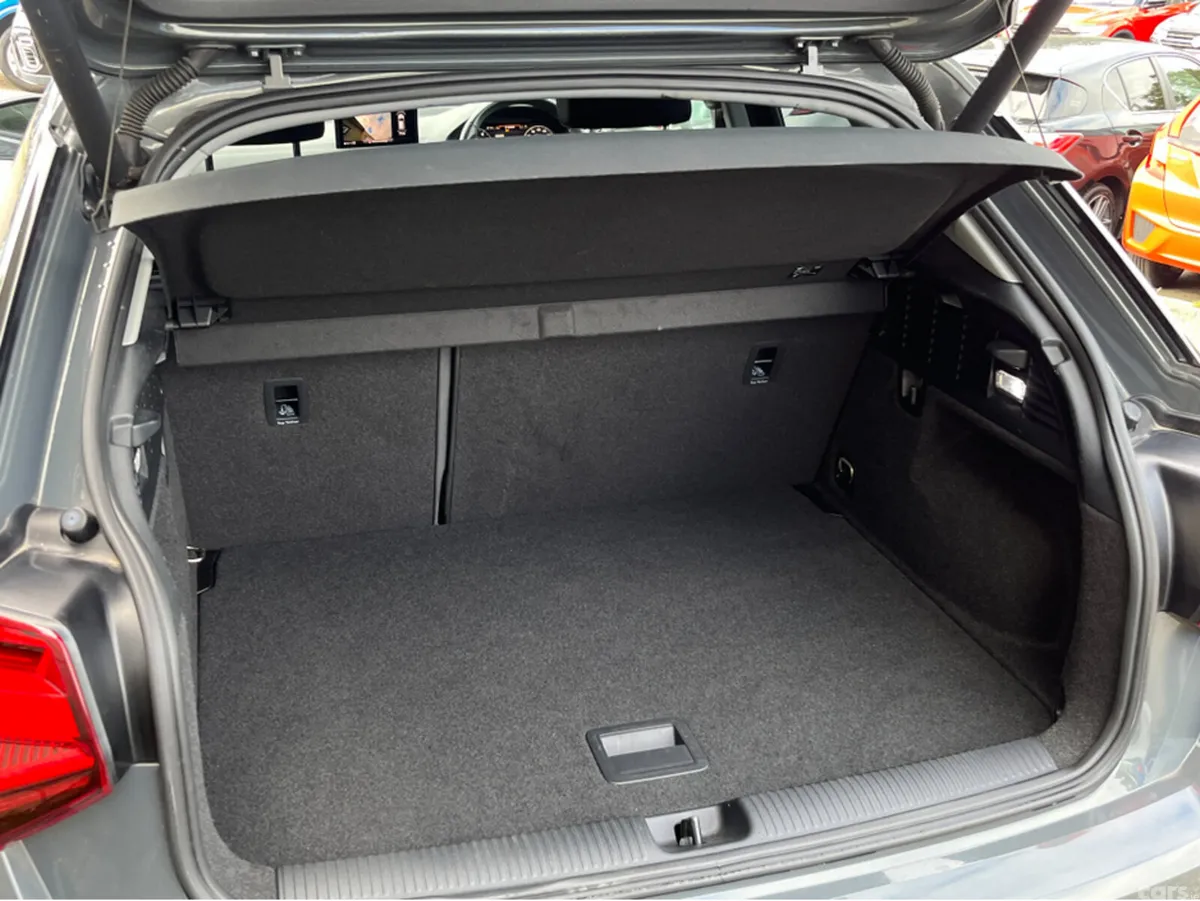 Audi Q2 SUV, Petrol, 2020, Grey