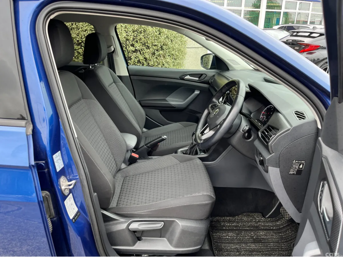 Volkswagen T-Cross SUV, Petrol, 2020, Blue