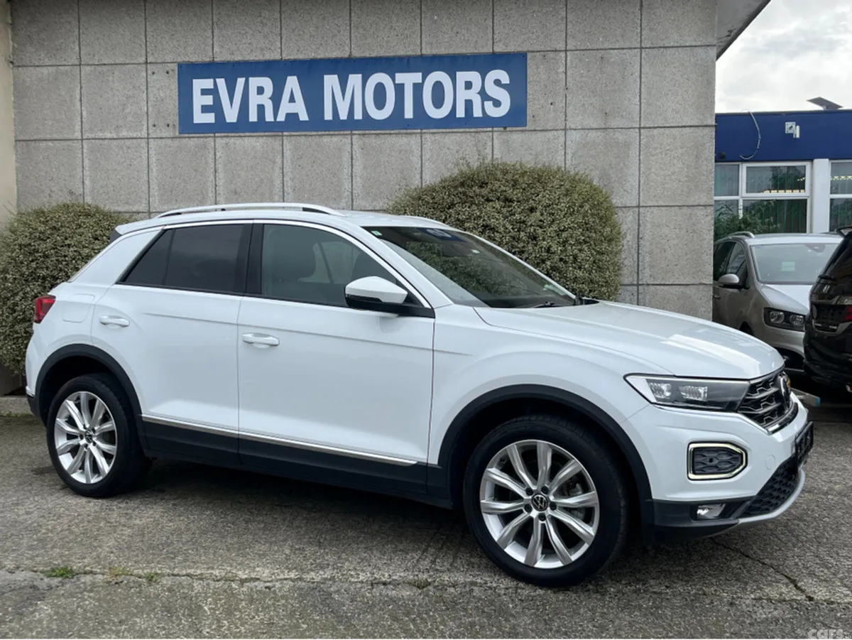 Volkswagen T-Roc SUV, Diesel, 2021, White