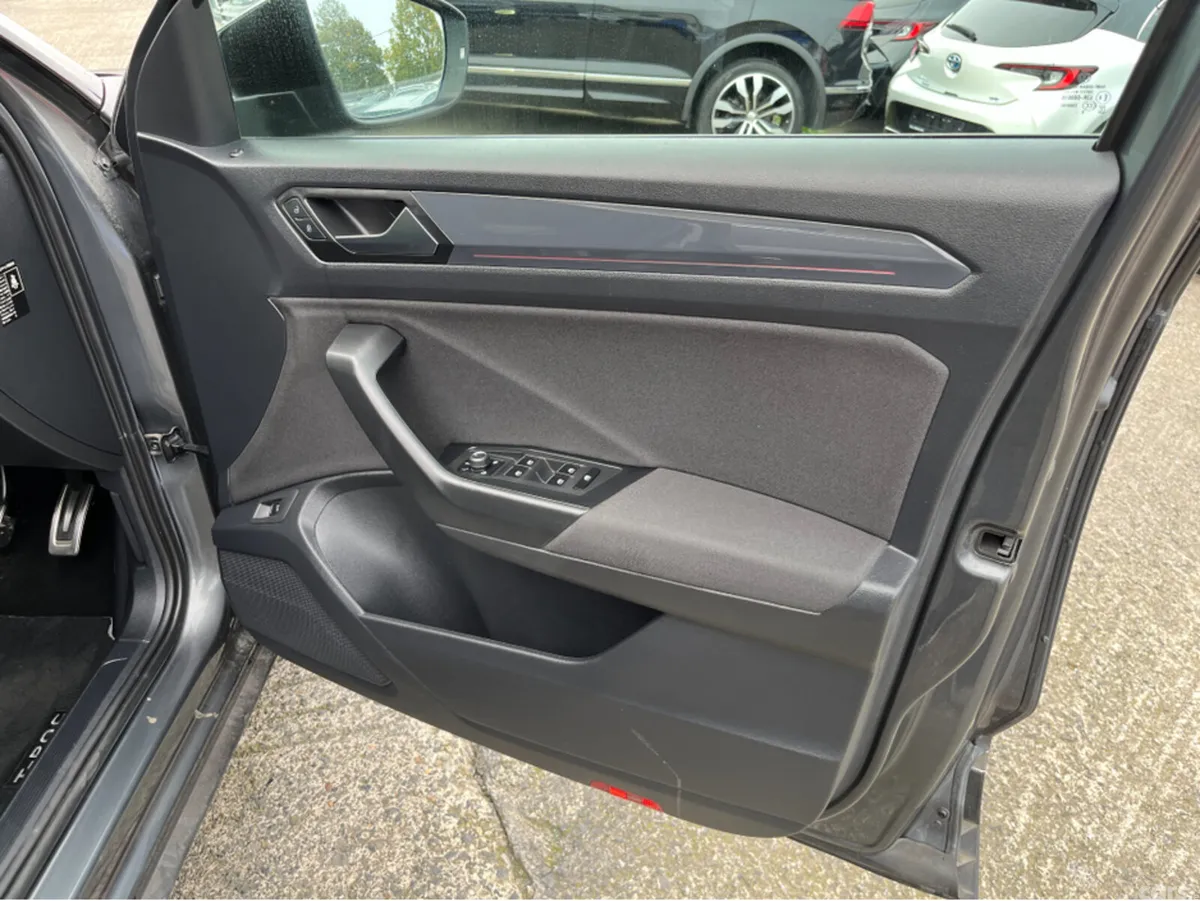 Volkswagen T-Roc SUV, Diesel, 2021, Grey