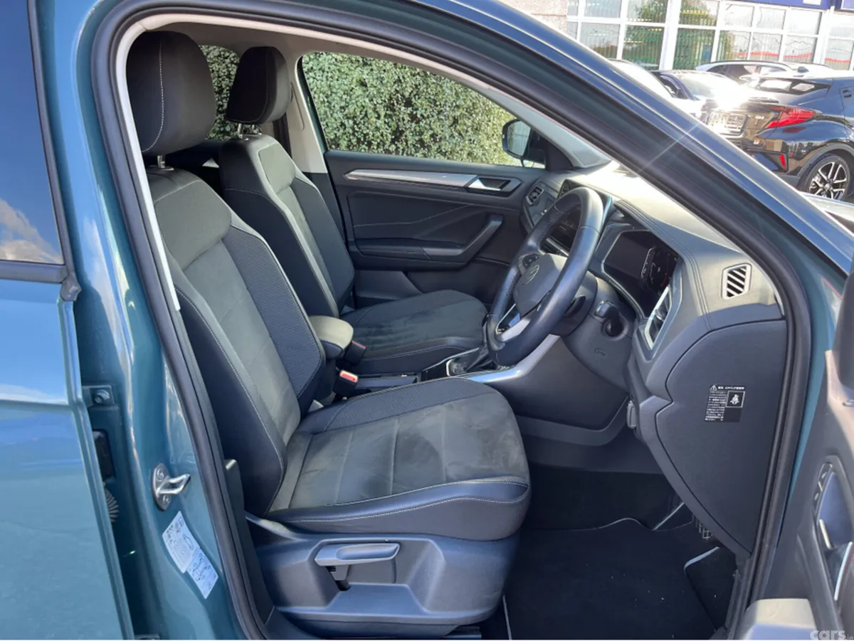 Volkswagen T-Roc SUV, Diesel, 2022, Green