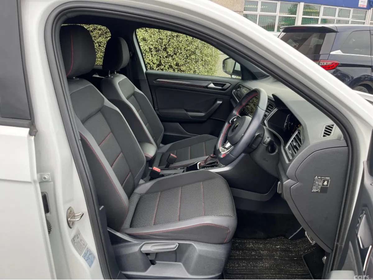 Volkswagen T-Roc SUV, Diesel, 2021, White
