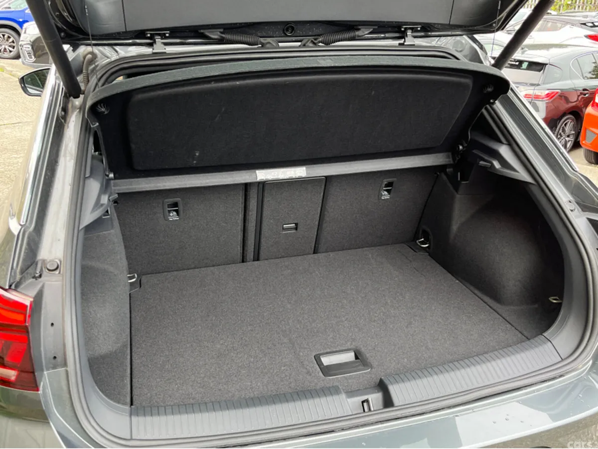 Volkswagen T-Roc SUV, Diesel, 2021, Grey