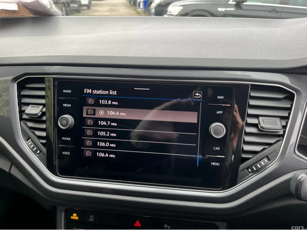 Volkswagen T-Roc SUV, Diesel, 2021, White