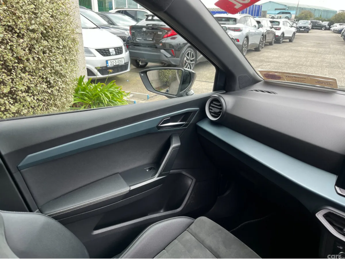 SEAT Arona SUV, Petrol, 2023, Grey