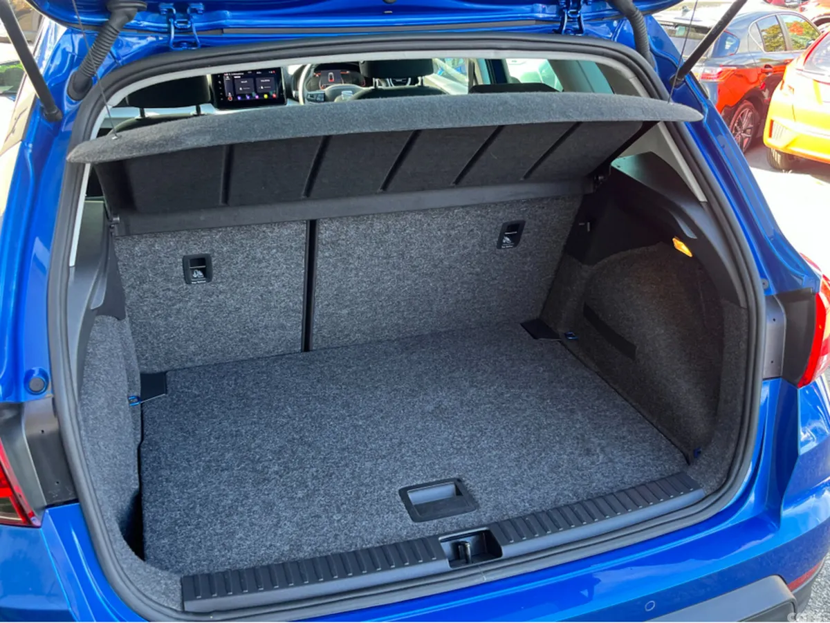 SEAT Arona SUV, Petrol, 2024, Blue