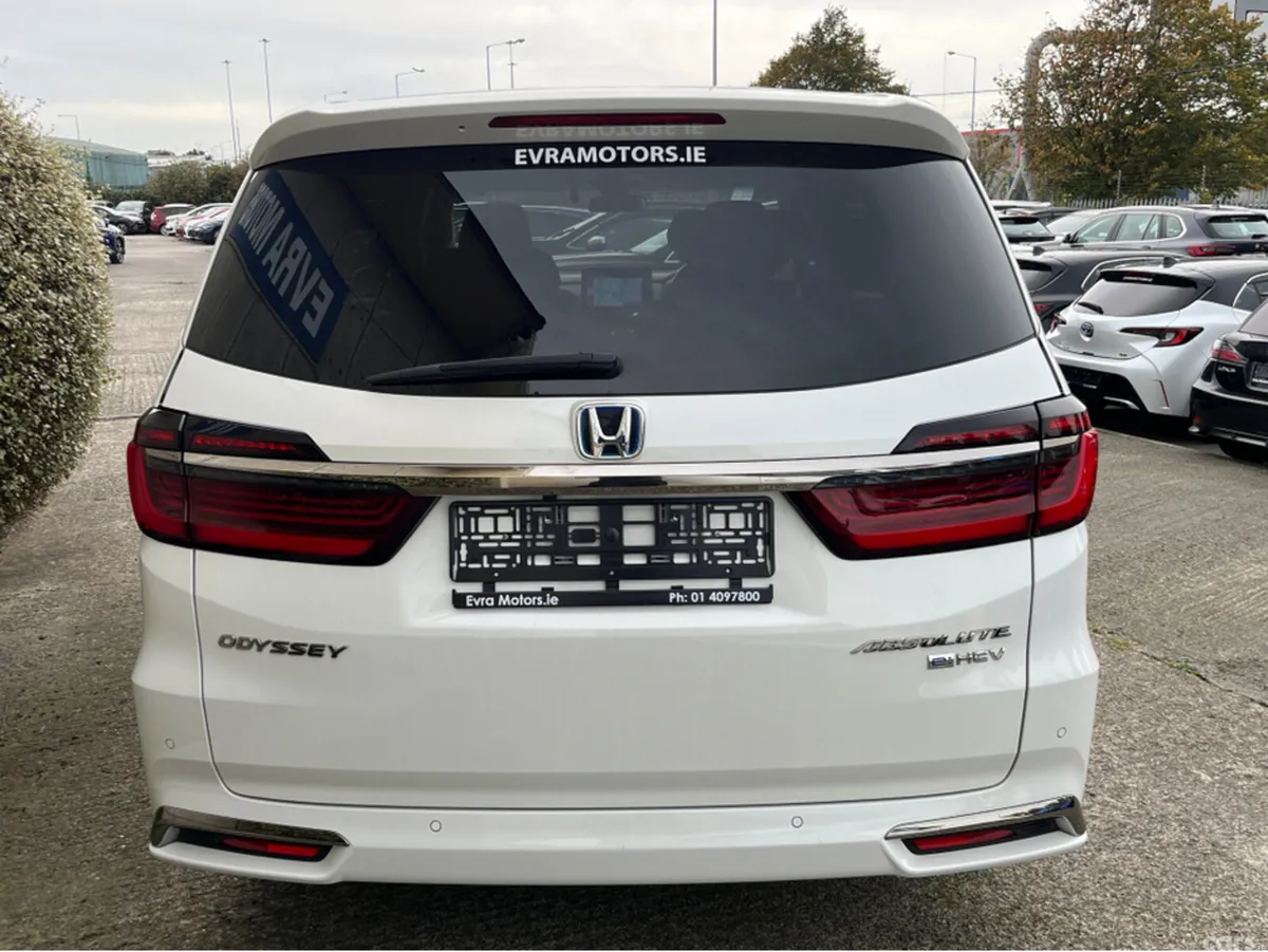 Honda Odyssey MPV, Petrol Hybrid, 2021, White