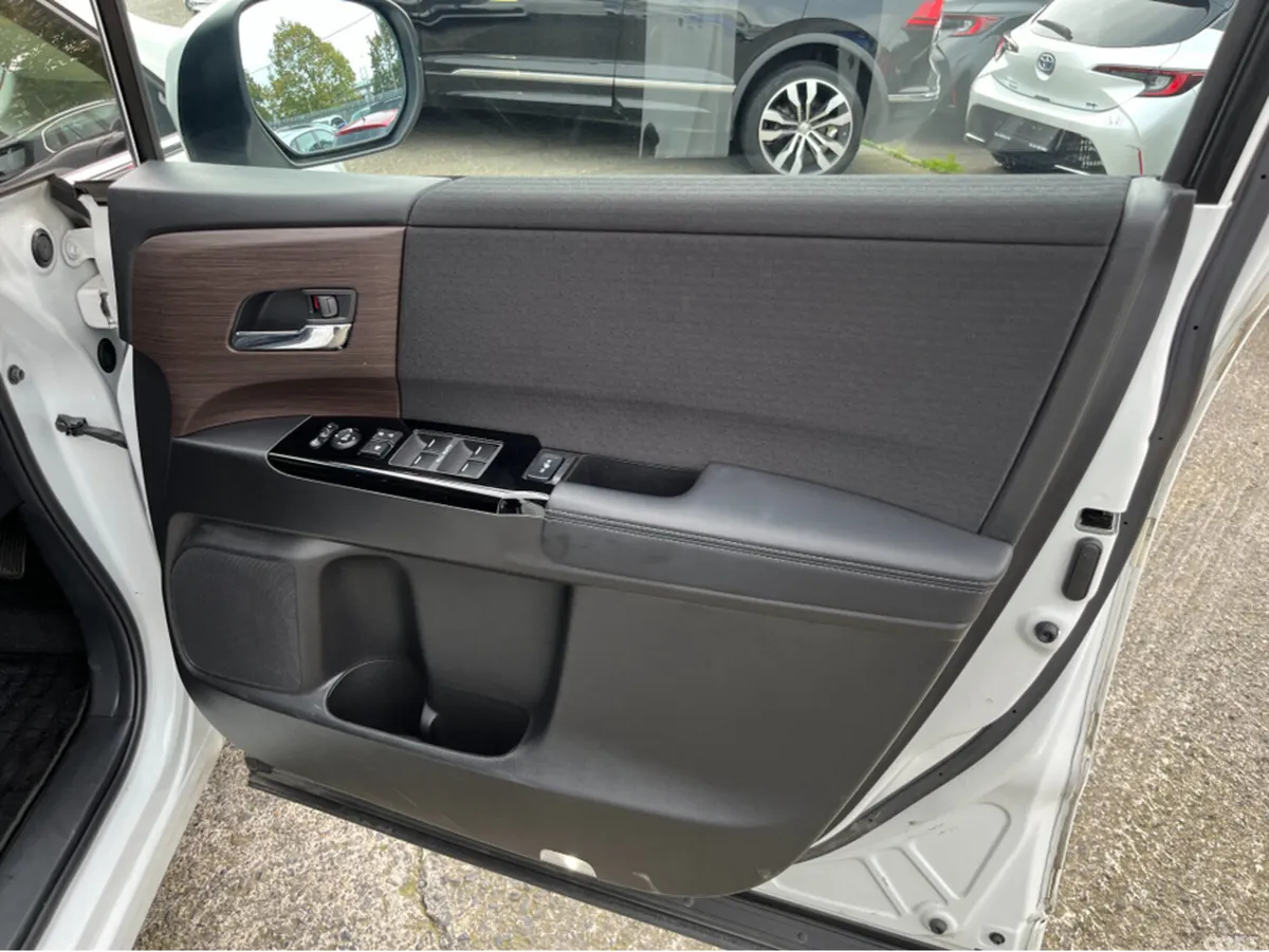 Honda Odyssey MPV, Petrol Hybrid, 2021, White