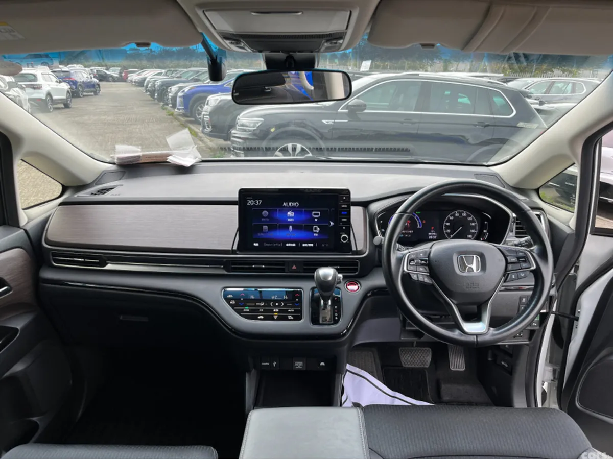 Honda Odyssey MPV, Petrol Hybrid, 2021, White