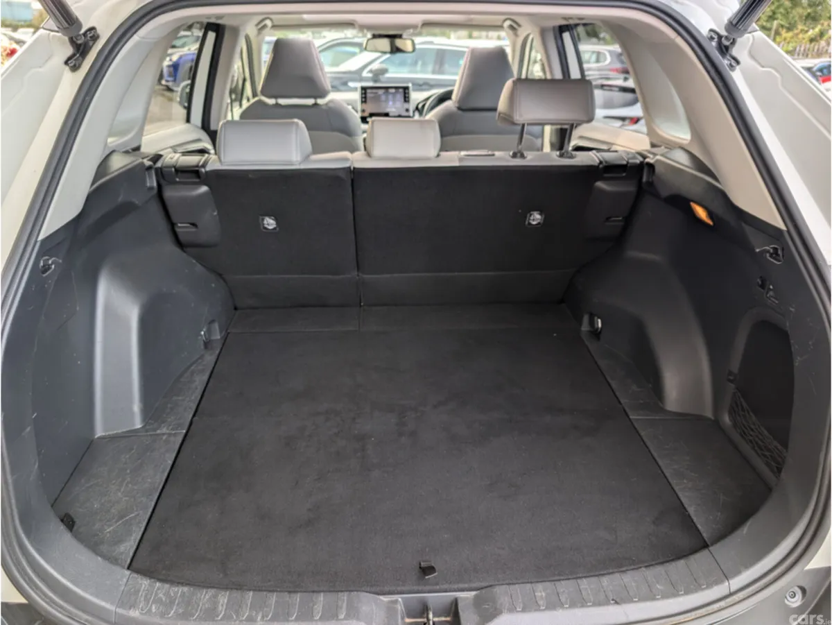 Toyota RAV4 SUV, Petrol Hybrid, 2020, White