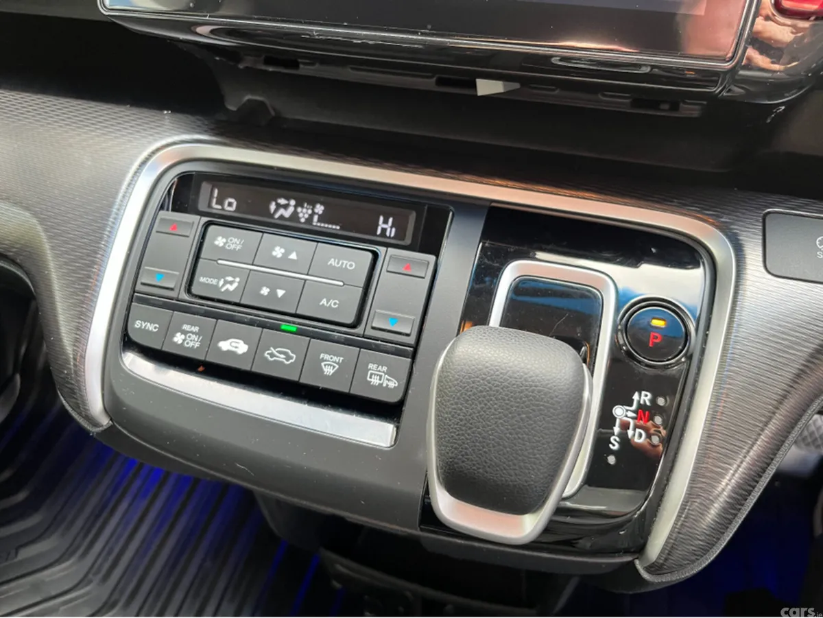 Honda Stepwagon MPV, Petrol Hybrid, 2019, Black