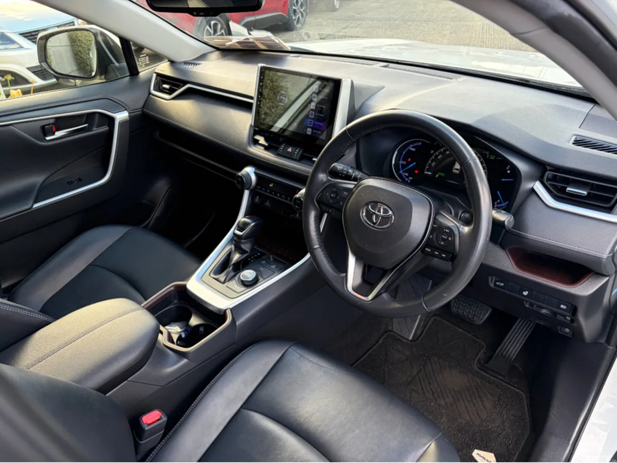 Toyota RAV4 SUV, Petrol Hybrid, 2020, White