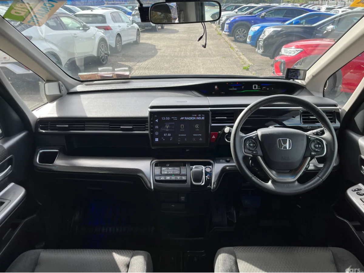 Honda Stepwagon MPV, Petrol Hybrid, 2019, Black