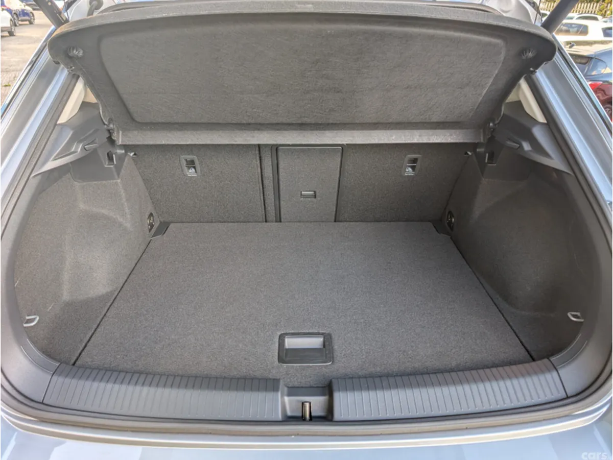 Volkswagen T-Roc SUV, Petrol, 2023, Silver