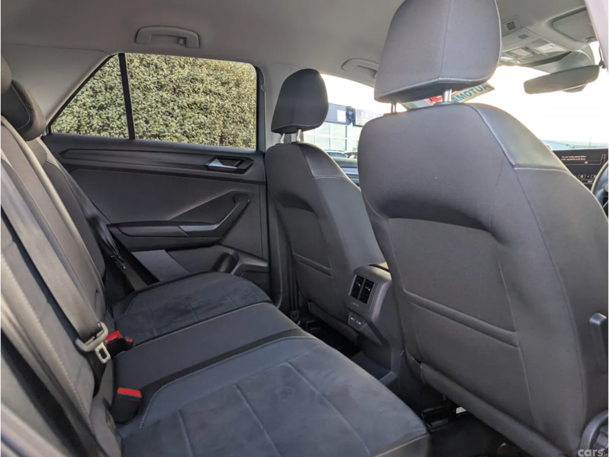 Volkswagen T-Roc SUV, Petrol, 2023, Silver